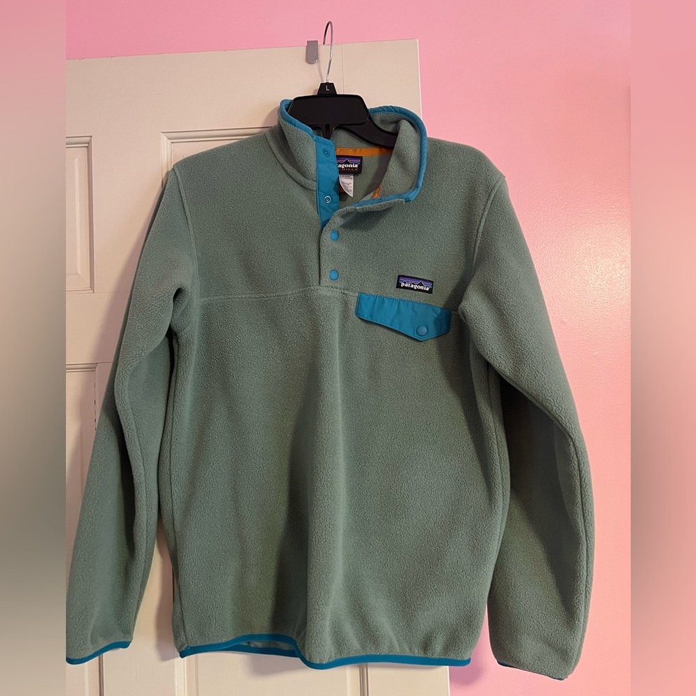 Green Patagonia synchilla pullover